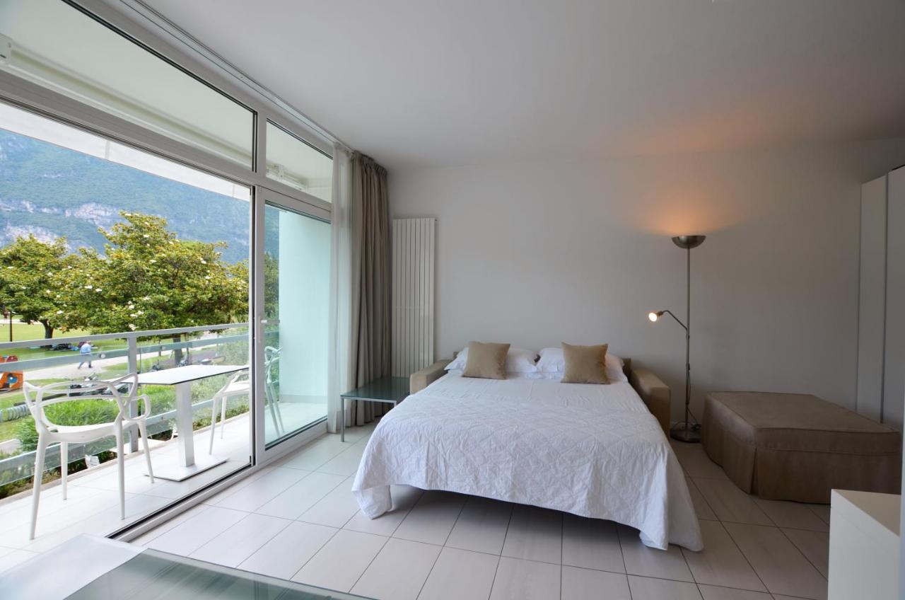Club Nautico - Phoenix Studio Lake View Riva del Garda Exteriör bild