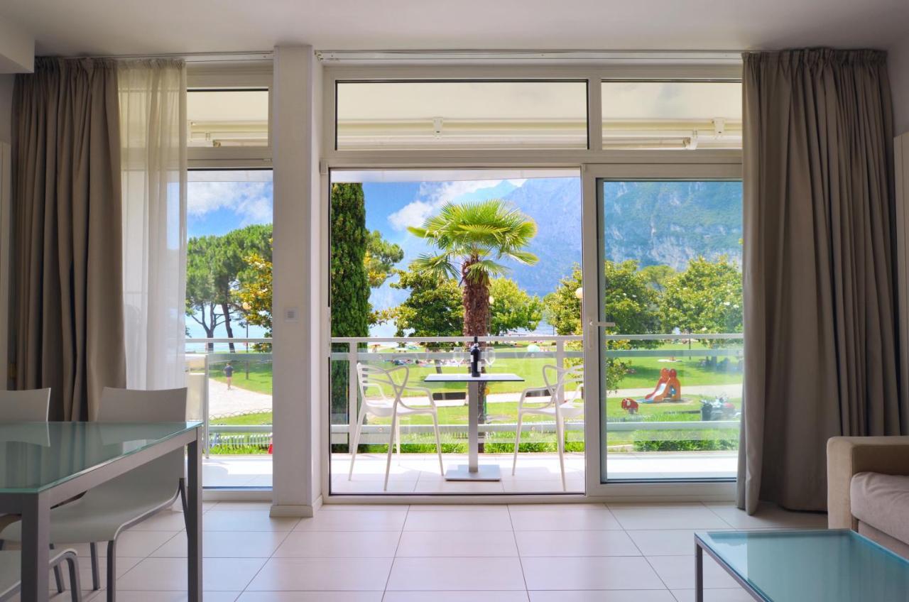 Club Nautico - Phoenix Studio Lake View Riva del Garda Exteriör bild